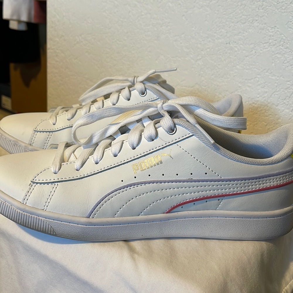 Puma Vikky V2